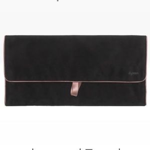 Dyson Airwrap Travel Wrap in Rose